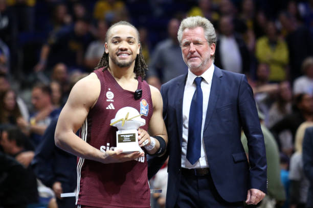 季客场球衣 季客场球衣