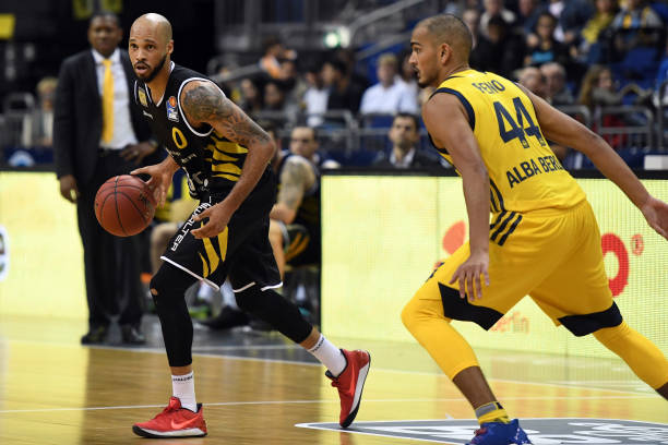 加大青年培 加大青年培